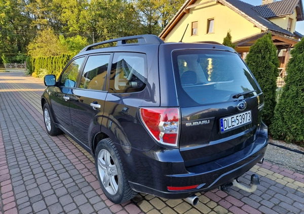 Subaru Forester cena 34900 przebieg: 197000, rok produkcji 2009 z Zawadzkie małe 667